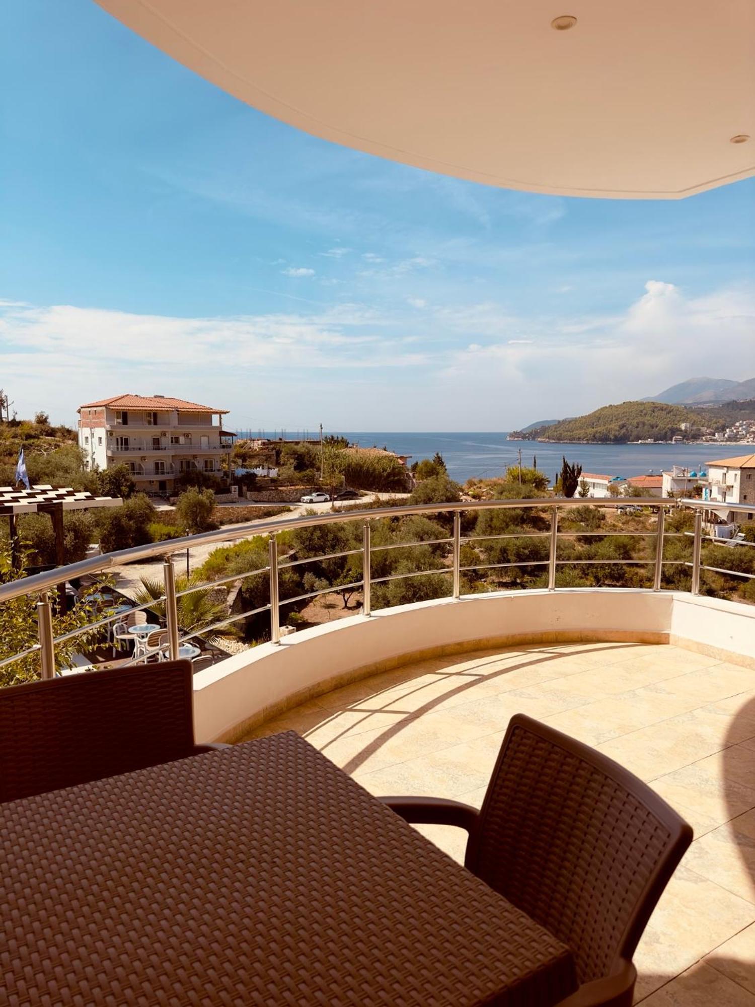Villa Merkuri Himare Exteriör bild