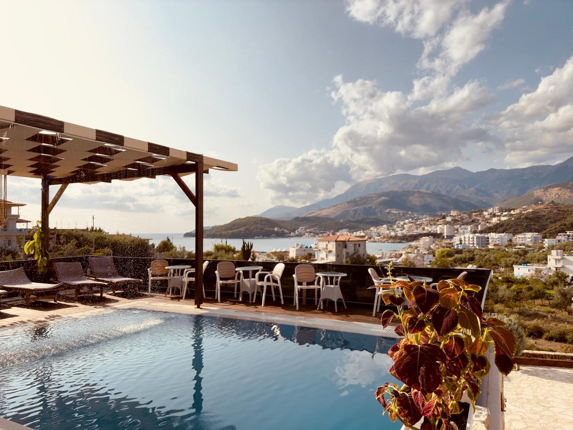 Villa Merkuri Himare Exteriör bild